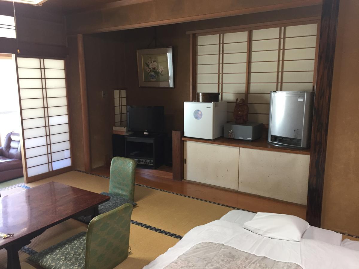 Daymaruya Ryokan Hotel Yamanouchi  Buitenkant foto